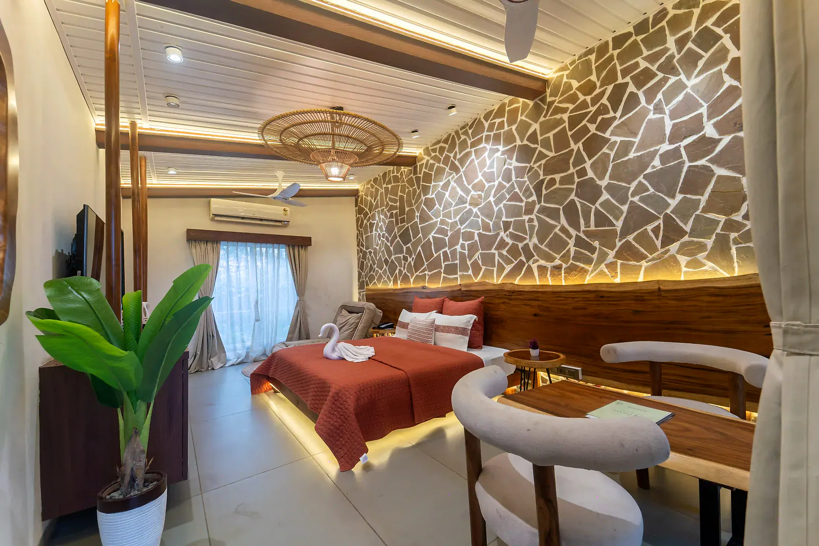 Aranya Honeymoon Suite